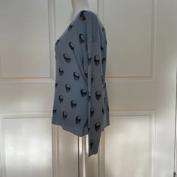 Skull Cashmere Mia V-Neck Skull Print Cashmere Sweater - Picture 3 of 8